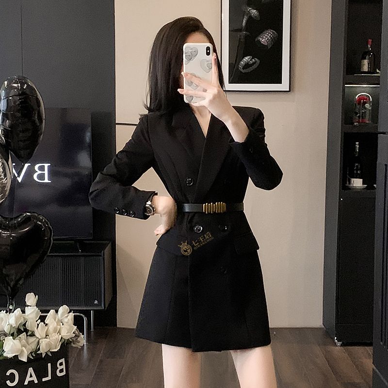High-end suit jacket for women spring and autumn 2024 new French Hepburn style waist-cinching black professional suit dress