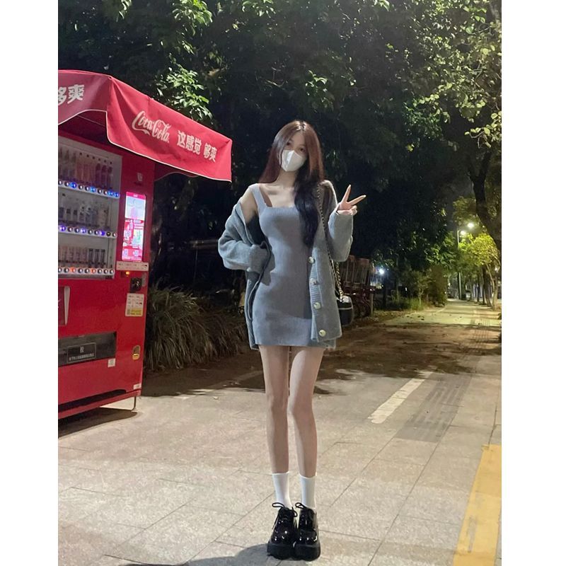 套裝女2023秋冬新款純欲風辣妹針織毛衣開衫外套搭配吊帶包臀短裙
