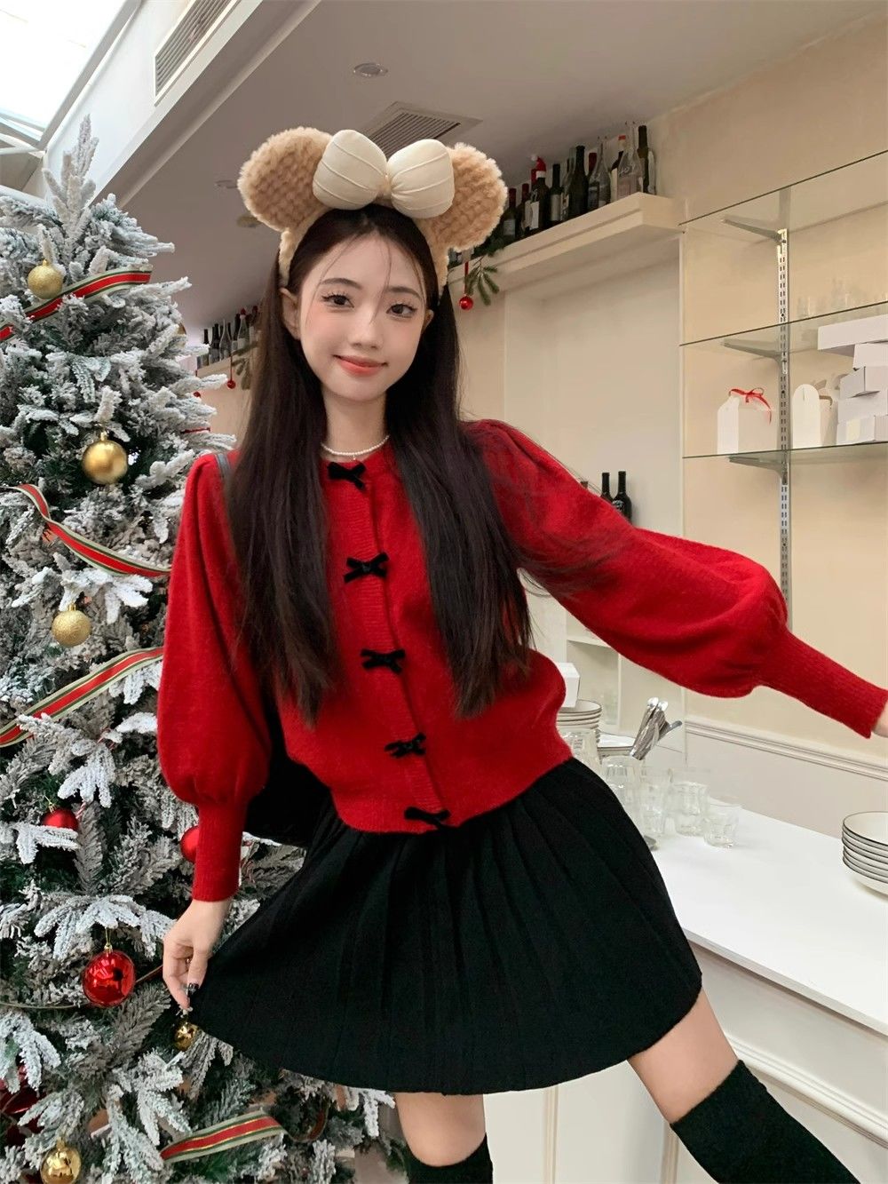 New Year and Christmas Outfits Red Sweater Women's Autumn and Winter Lazy Style Soft and Waxy Thickened Age-Reducing Bow Knitted Cardigan