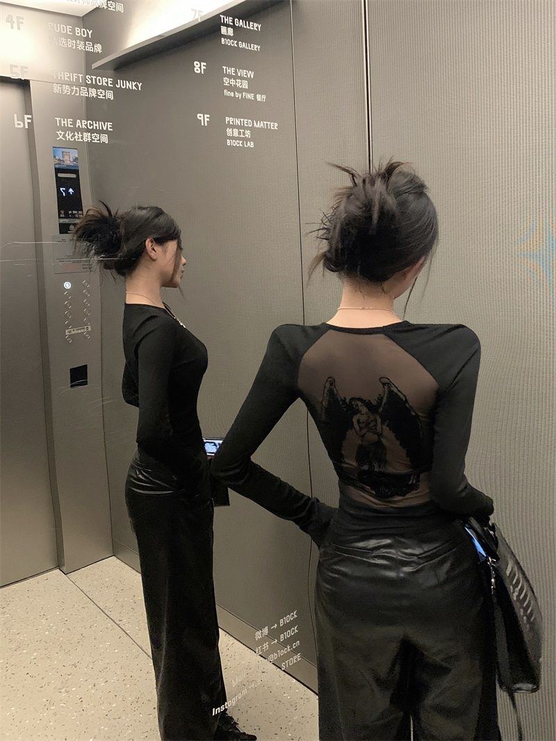 春秋獨特别致甜辣妹修身顯瘦長袖印花上衣設計感小眾打底衫女內搭