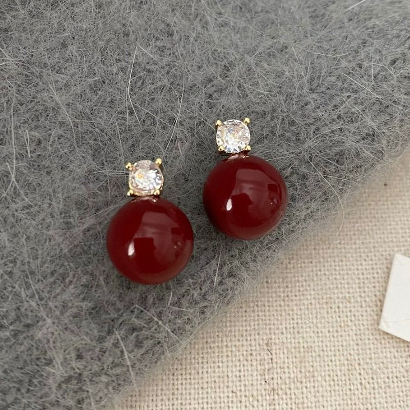 红色秋冬珍珠复古耳环2023高级耳饰新款小众气质爆款耳钉新年