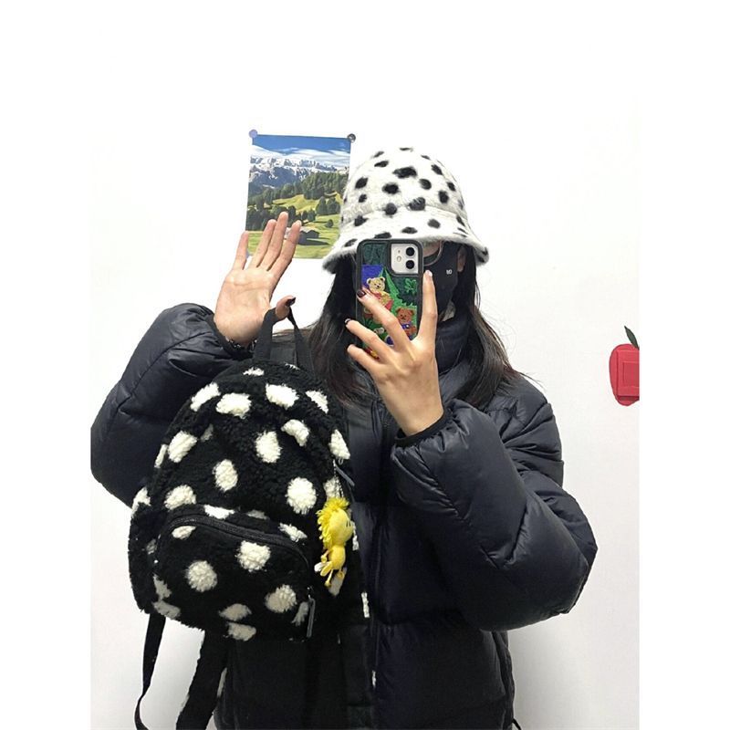 小眾格紋毛絨包包女2023新款雙肩包秋冬學生上課書包通勤百搭背包