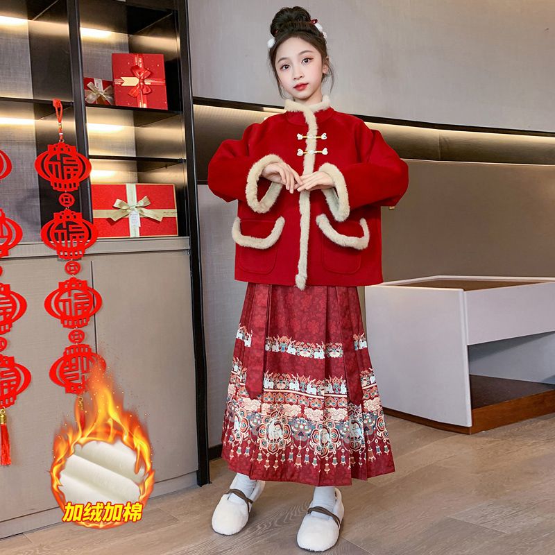 新中式汉服女大童马面裙套装新款儿童复古唐装冬季爆款拜年服