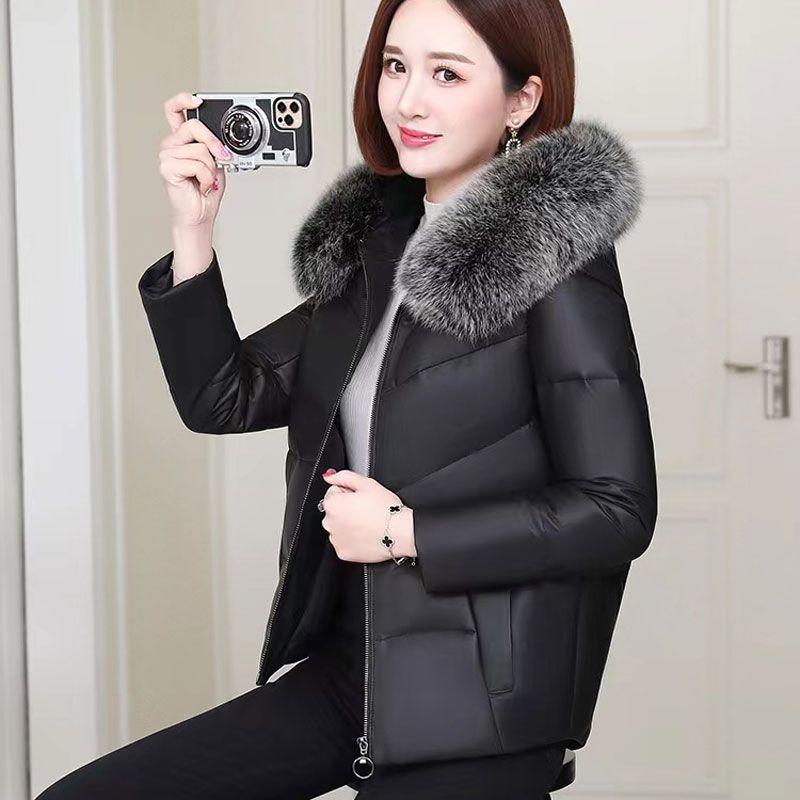 Real fox fur coat for women, new style, winter, small, short, down-padded jacket, stylish, high-end, wash-free fur