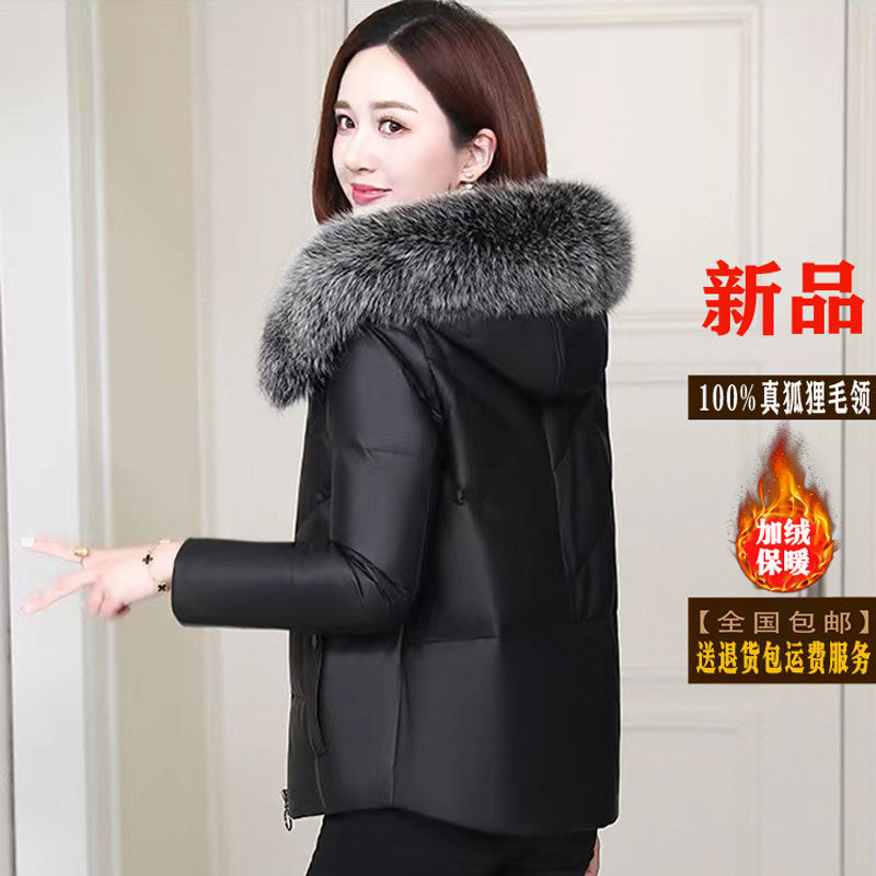 Real fox fur coat for women, new style, winter, small, short, down-padded jacket, stylish, high-end, wash-free fur