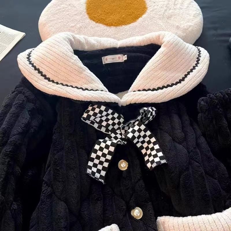 冬季公主风睡衣女款珊瑚娃娃领保暖三层夹棉加厚法兰绒家居服套装