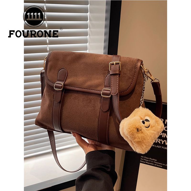 Niche velvet bag women's new high-end shoulder armpit bag retro versatile crossbody tote bag