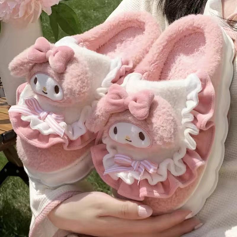 New Hello Kitty cotton shoes, super cute, indoor and outdoor wear, warm winter Sanrio cute thick-soled non-slip slippers for women