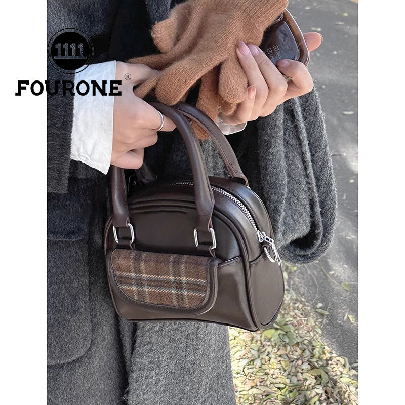 Hand-held plaid bag for women, new trendy retro bowling bag, versatile one-shoulder cross-body small square bag