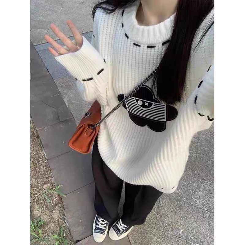 慵懶風白色簡約圓領長袖毛衣秋冬女2023新款設計感高級感寬鬆上衣