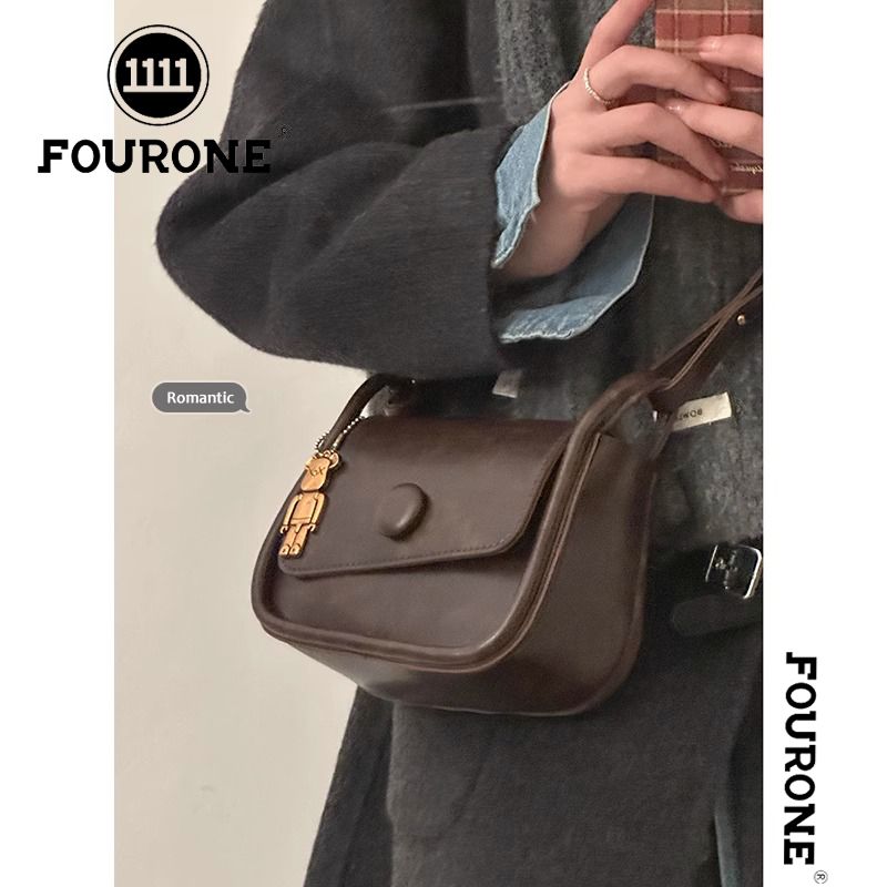 Niche texture armpit bag autumn and winter women's new trendy Korean version retro small square bag versatile crossbody bag