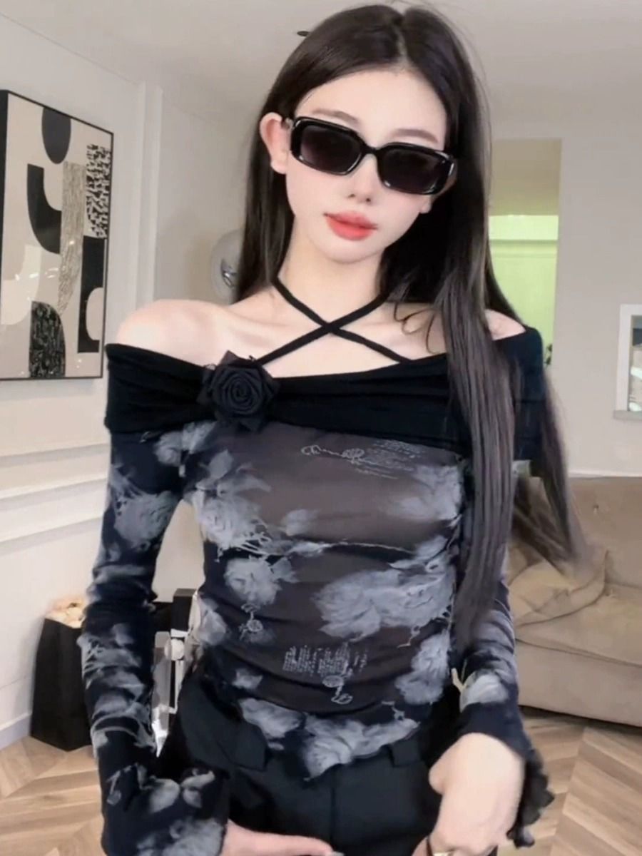 美式辣妹一字肩暗紋印花長袖T恤女秋季設計感不規則收腰短款上衣