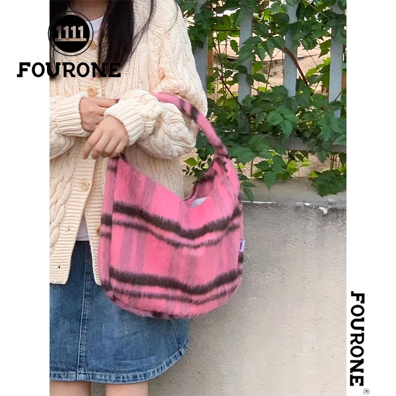 Niche pink plush shoulder bag large capacity canvas autumn and winter bag women's woolen retro tote bag