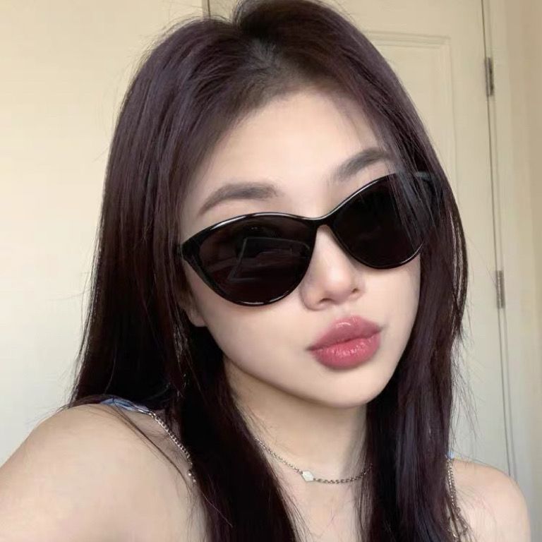 Cat-eye sunglasses for women, high-end ins, big face, slimming sunglasses, American retro hot girl glasses, concave shape artifact
