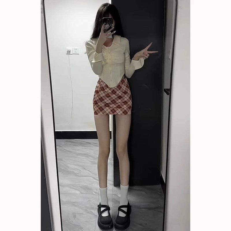 純欲辣妹褶皺奶杏色長袖修身襯衫上衣高腰格紋包臀裙短裙秋季套裝