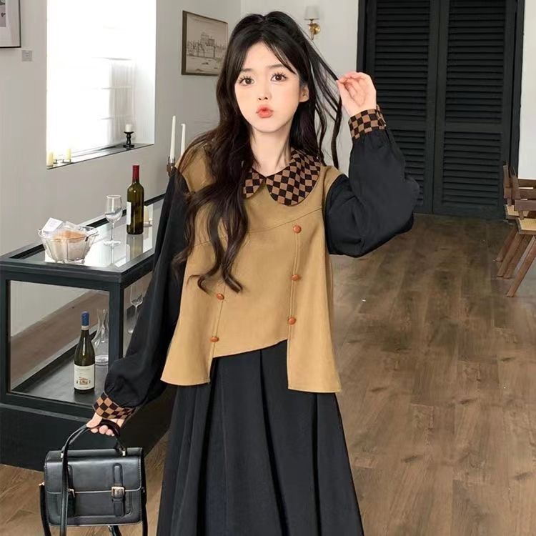 大碼假兩件連衣裙女秋冬微胖mm收腰顯瘦高級設計感娃娃領中長裙潮