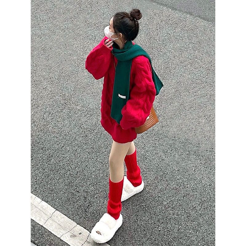 High-end red knitted dress for women autumn and winter 2023 new Christmas and New Year wear mid-length sweater skirt