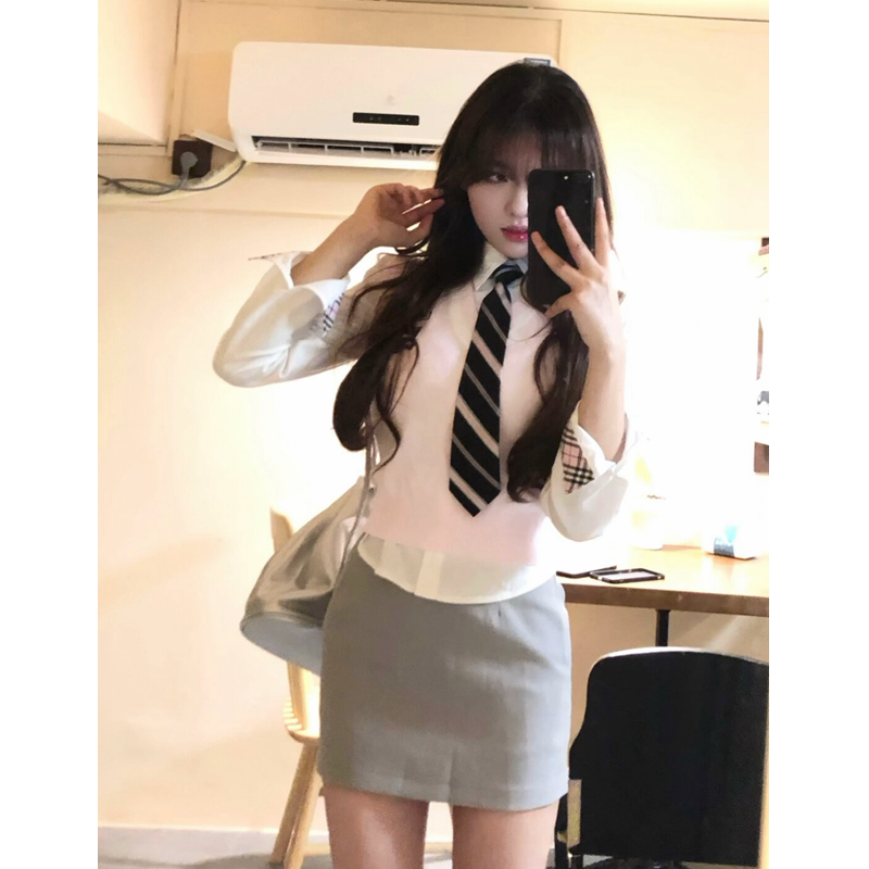 韩系学院风V领修身短款针织毛衣马甲衬衫高腰包臀半身裙三件套女