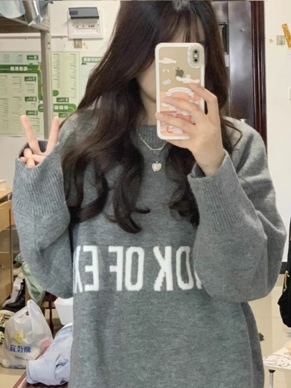 XJ家國潮慵懶風寬鬆休閒毛衣2023新款高街圓領套頭針織衫小個子