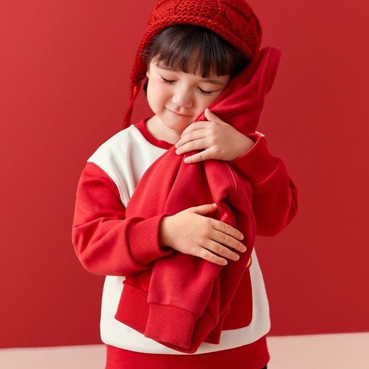 女童男童年服加绒套装23新款洋气儿童宝宝冬装红色卫衣炸街加厚潮