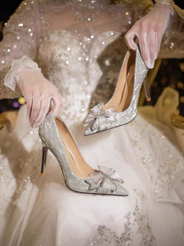 年新款水钻蝴蝶结亮晶晶高跟鞋结婚新娘婚鞋银色法式水晶单鞋