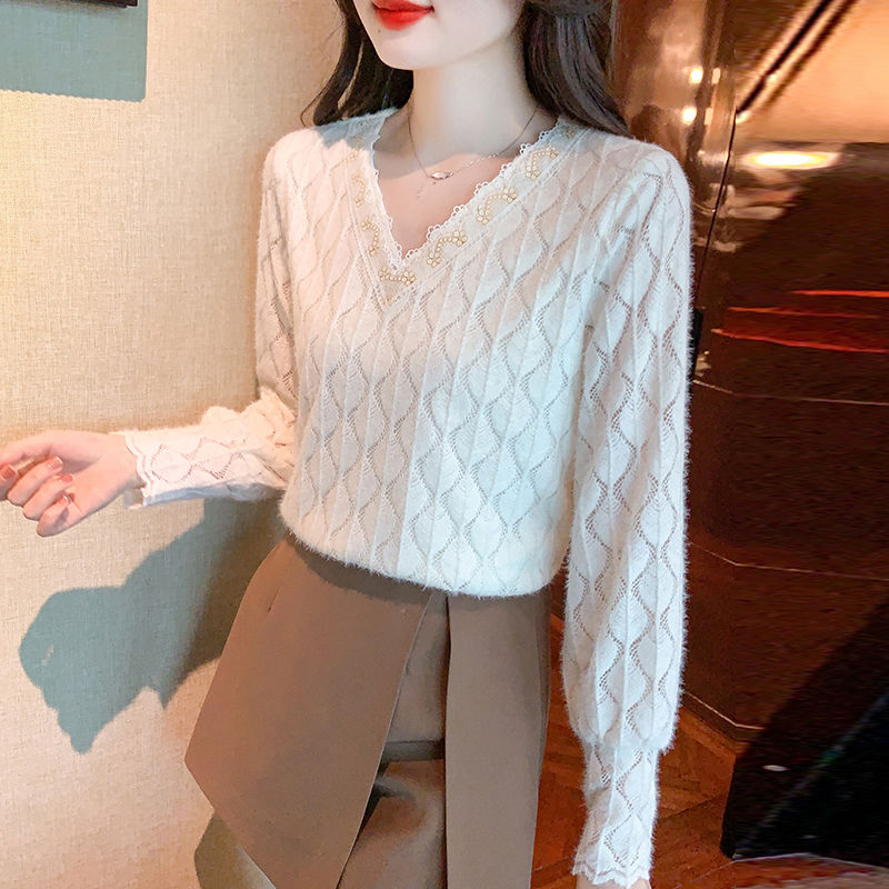 法式V領蕾絲衫女冬季2023年新款洋氣修身內搭上衣加絨加厚打底衫