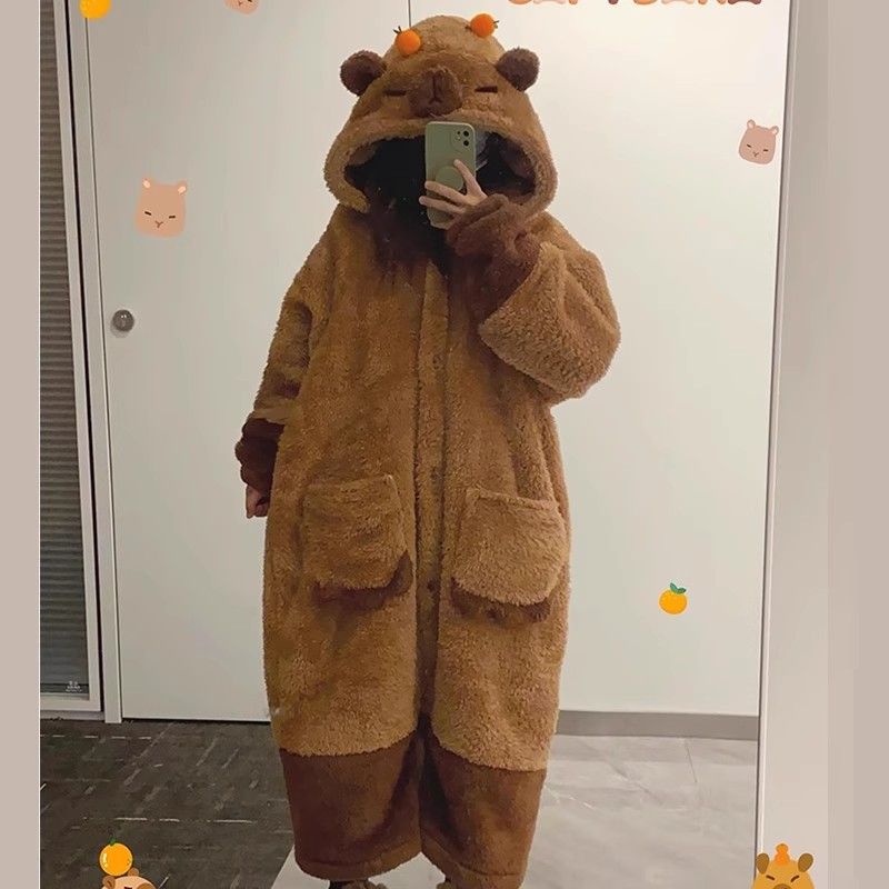 可愛卡皮巴拉毛絨睡袍女秋冬季珊瑚絨睡衣加厚絨連體衣家居服套裝