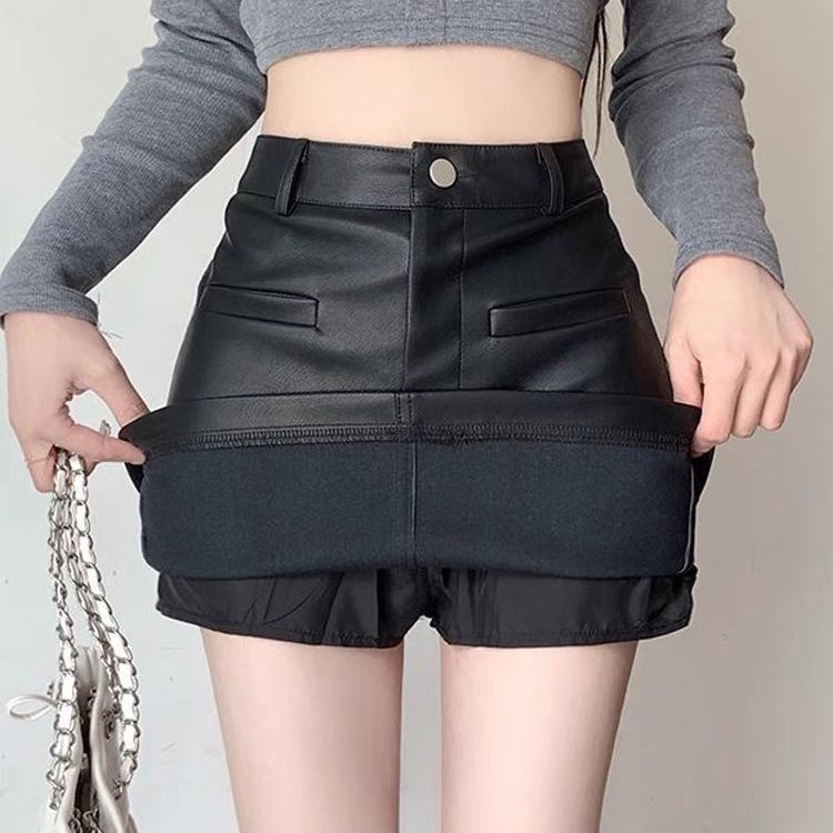  Autumn and Winter PU leather short skirt for women, high waist, slimming, anti-exposure, A-line, hip-hugging skirt, ins trend