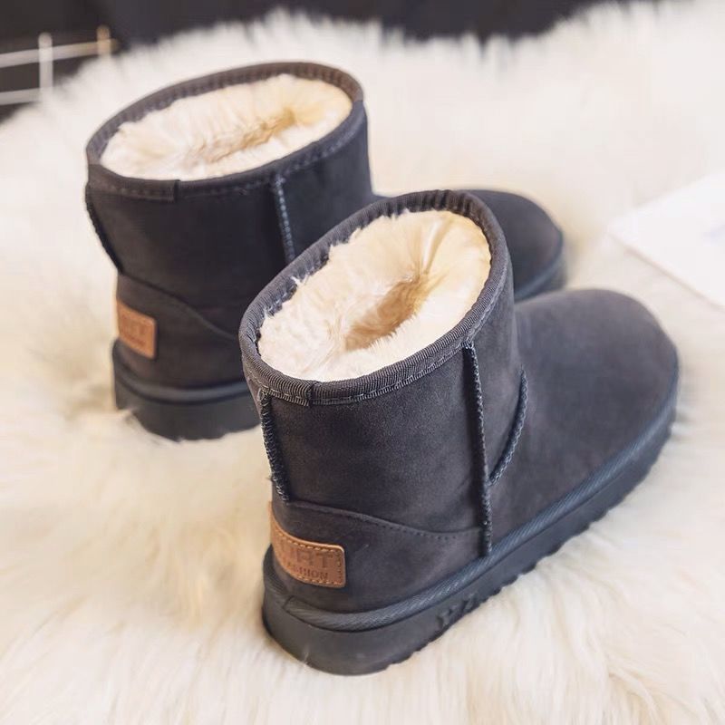 冬季新款皮面防水雪地靴女加绒加厚棉鞋防滑学生短筒保暖靴子