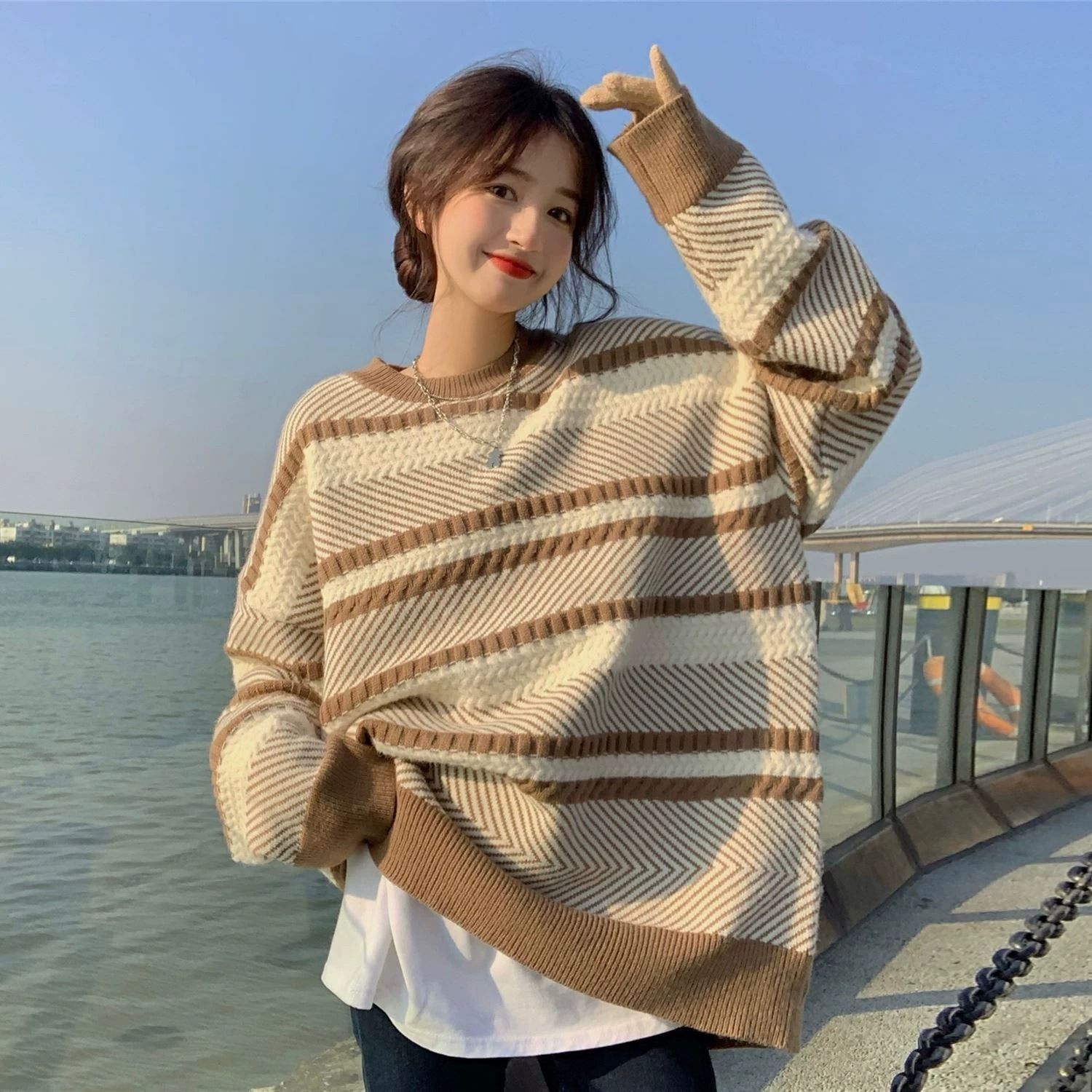 新款簡約條紋圓領毛衣女秋冬季韓版設計感百搭寬鬆長袖針織衫上衣