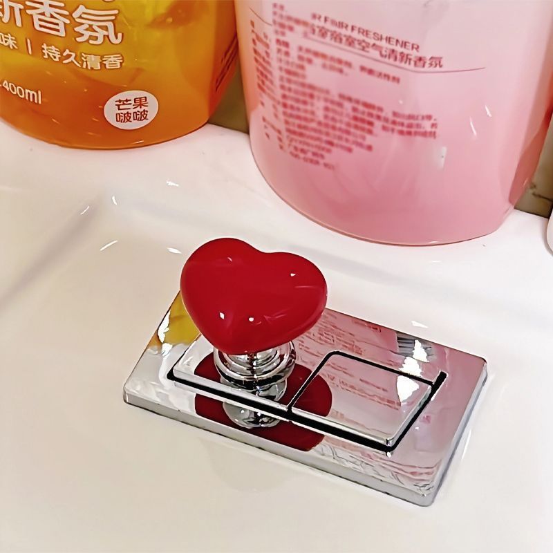 爱心马桶按钮彩色红色心形按压器创意卫生间马桶水箱按钮辅助器女