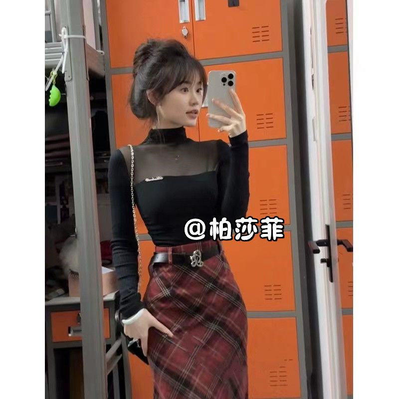 套裝女2023秋冬新款純欲黑色半高領蕾絲打底衫上衣高腰格紋半身裙