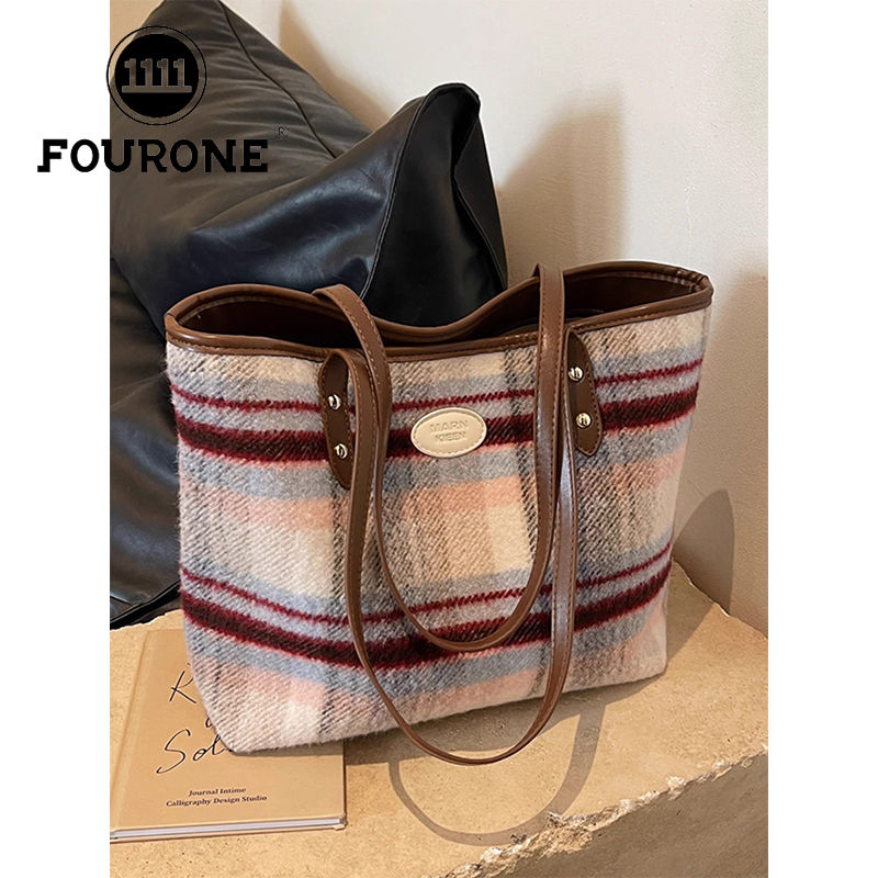 Large-capacity woolen bag women's new fashion plaid shoulder bag for work and commuting portable tote bag