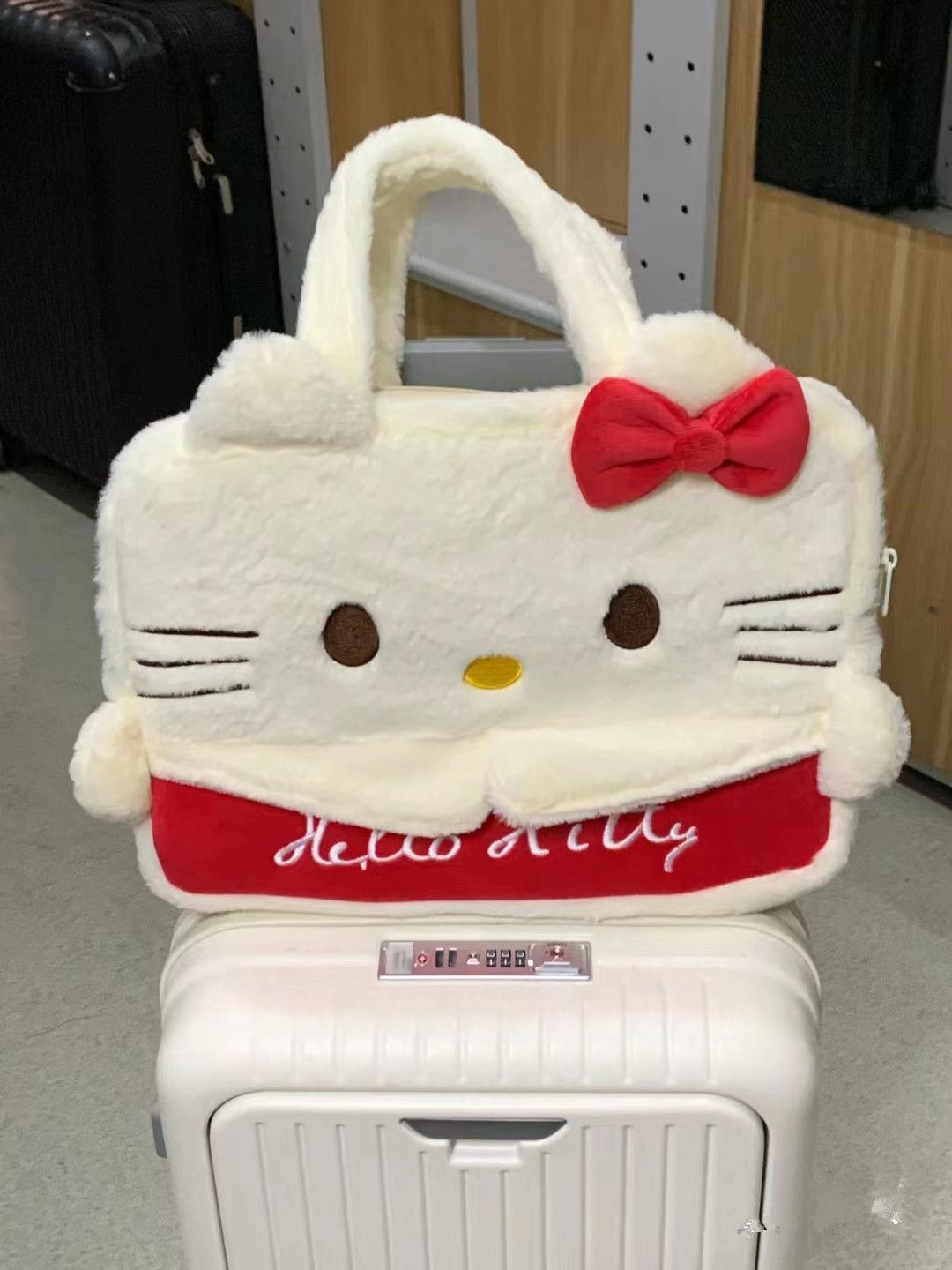 三丽鸥新款可爱学生大容量少女心kt猫笔记本电脑包手提包凯蒂猫包