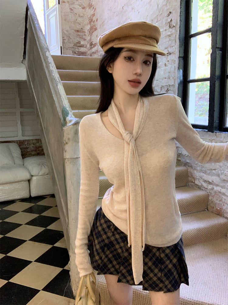 溫柔氣質V領飄帶修身女冬季新款韓系別致絕美內搭打底衫顯瘦上衣