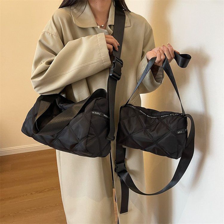 Boston Bag Women 2023 Autumn and Winter New Women's Pillow Bag Large Capacity Oxford Cloth Shoulder Bag Crossbody Bag Backpack