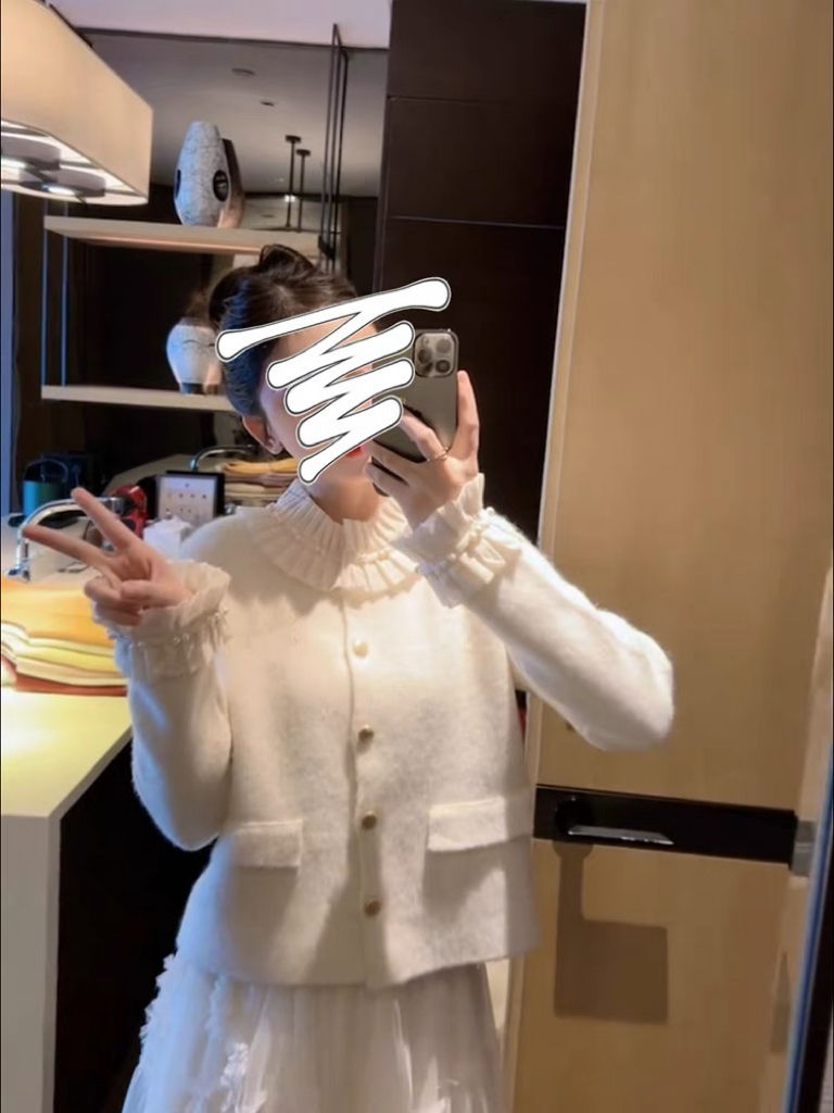 秋冬新款法式設計感溫柔甜美蕾絲拼接小香風高級感外搭毛衣外套女