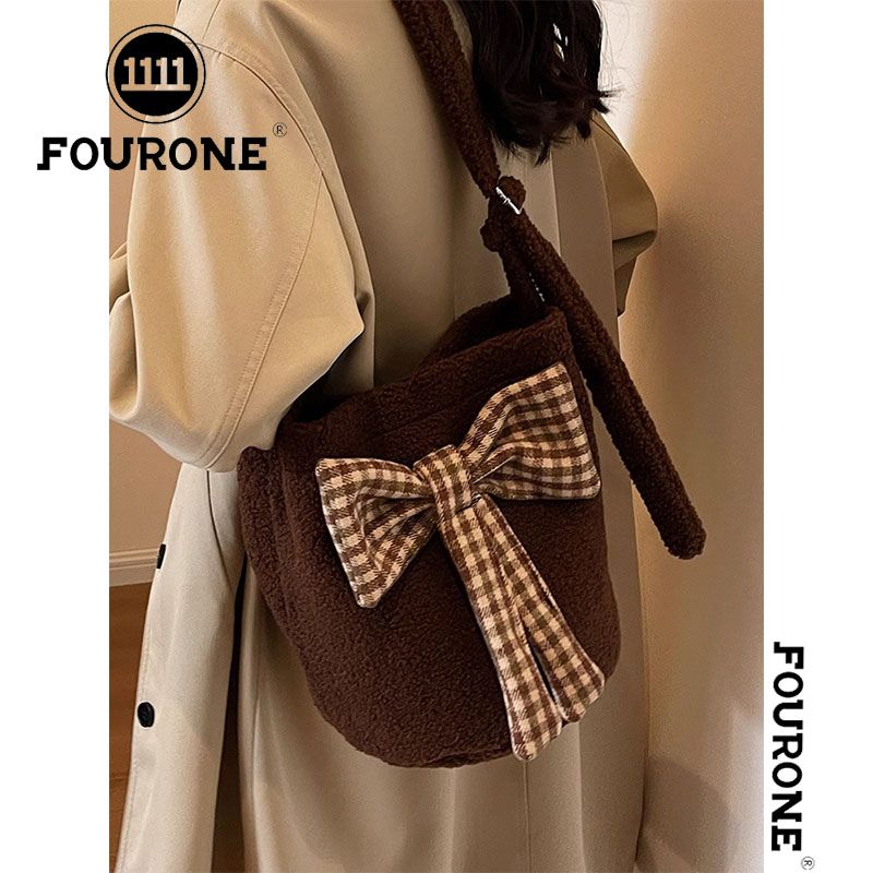 Lamb plush women's bag new large capacity armpit bucket bag versatile texture shoulder crossbody bag