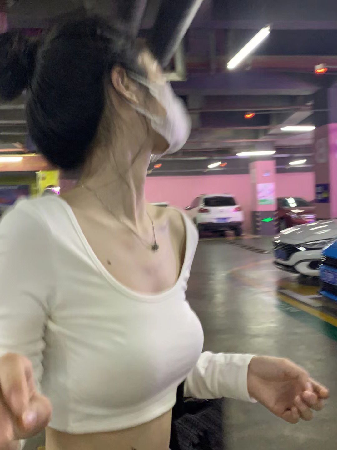 辣妹風純色方領長袖T恤女春秋冬季新款露背系帶高腰露臍打底衫ins