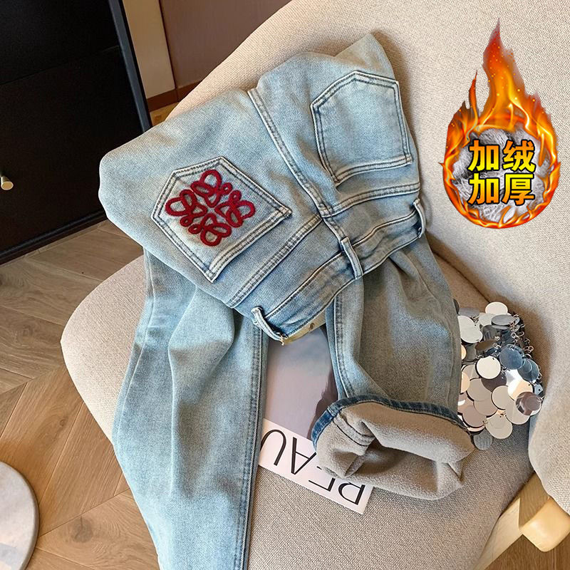 復古做舊刺繡加絨直筒牛仔褲女2023冬季設計感高腰顯瘦寬鬆闊腿褲