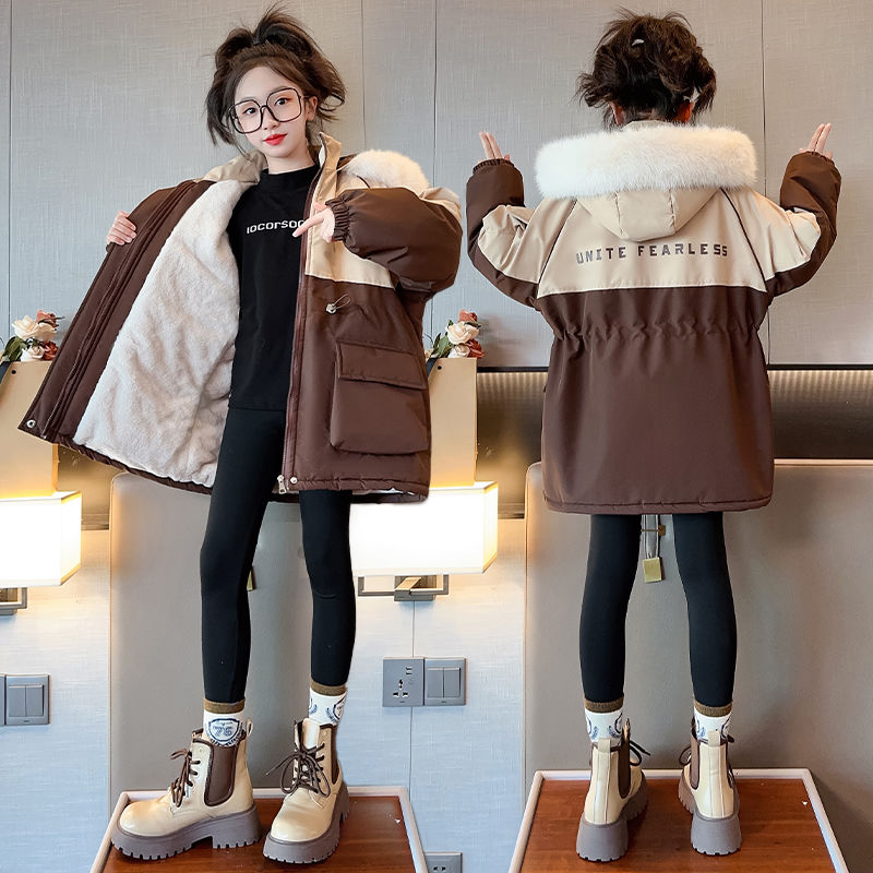 Girls' winter clothing overcomes 2023 new style children's velvet thickened mid-length coat cotton coat Maillard