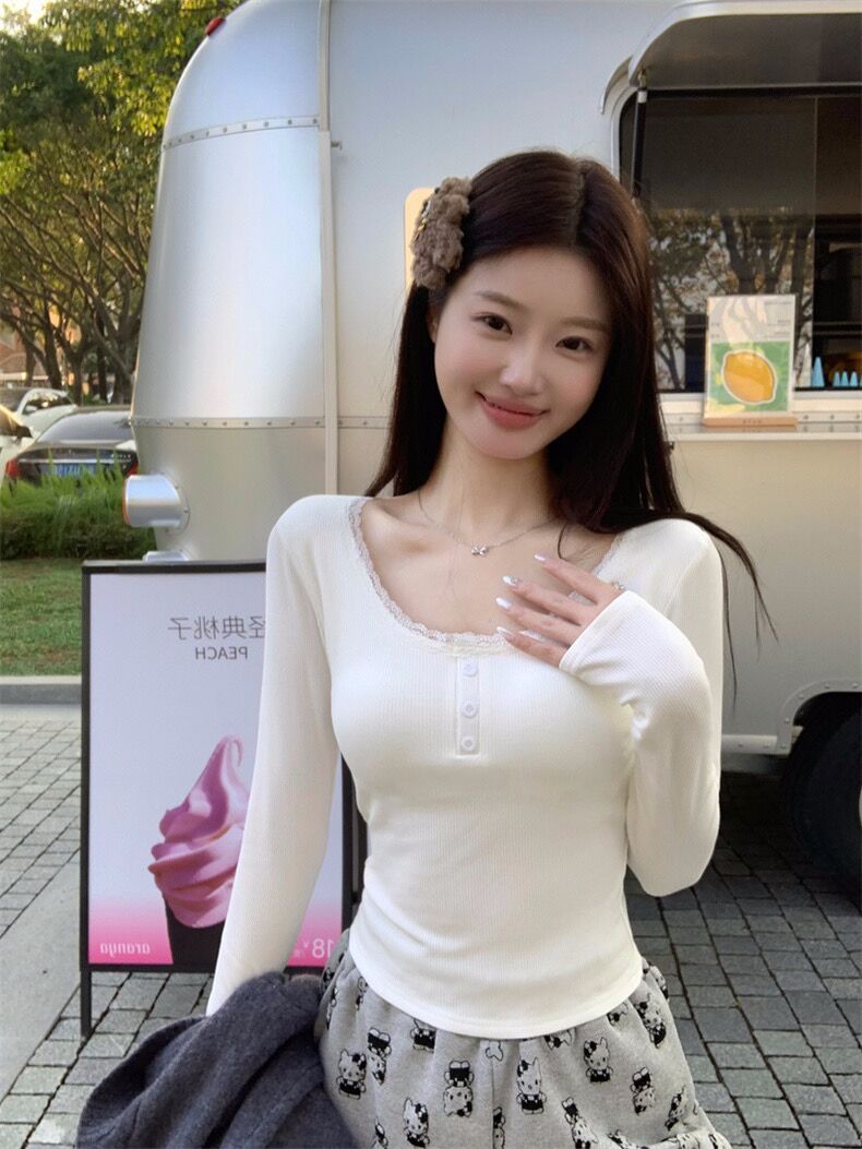 法式溫柔蕾絲花邊打底衫女秋冬新款圓領修身顯瘦內搭長袖T恤上衣