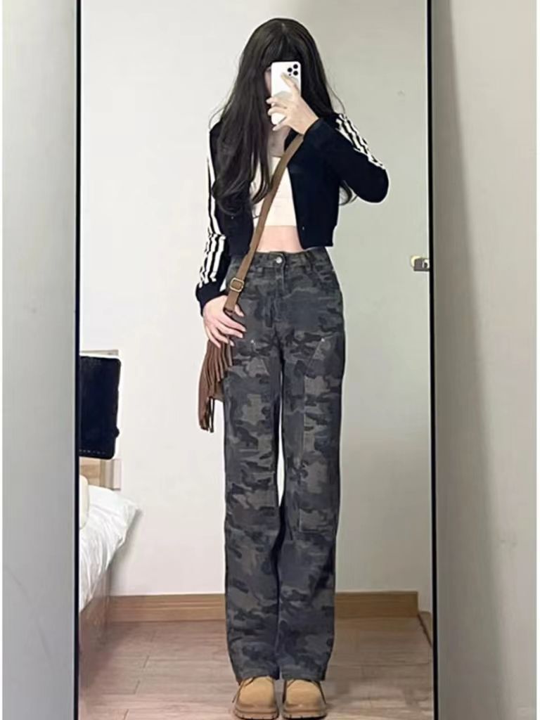 復古軍綠色迷彩工裝牛仔褲女秋冬新款修身顯瘦百搭高腰直筒長褲子
