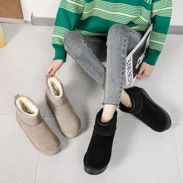 Snow boots for women in winter, velvet and thickened, 2023 new waterproof, non-slip, warm, thick-soled inner heightening short-tube cotton shoes