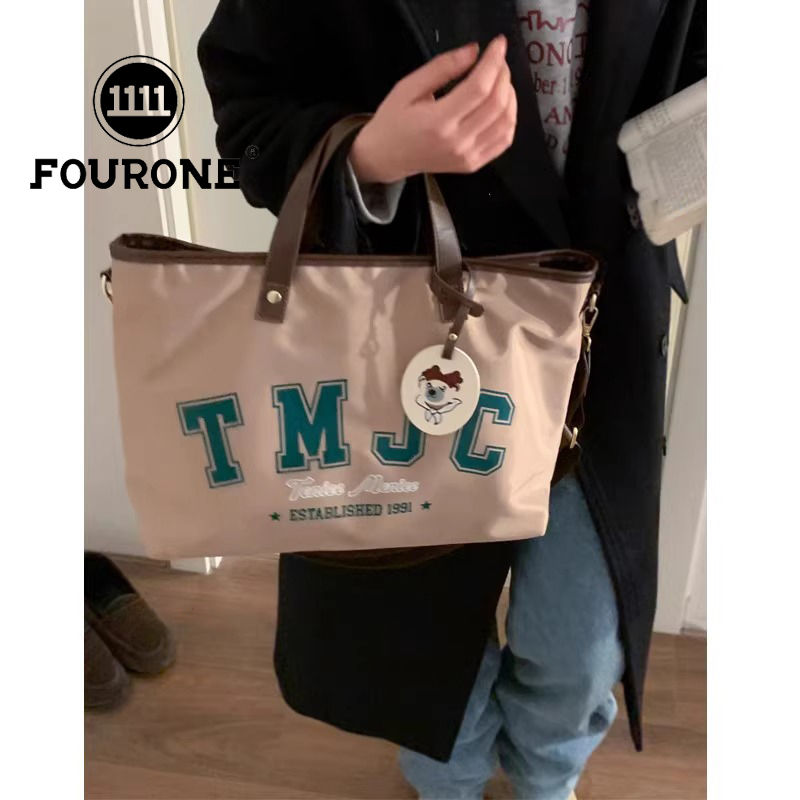 Korean Fashion Commuting Bag Women's New Cute Casual Shoulder Bag College Student Handheld Tote Bag