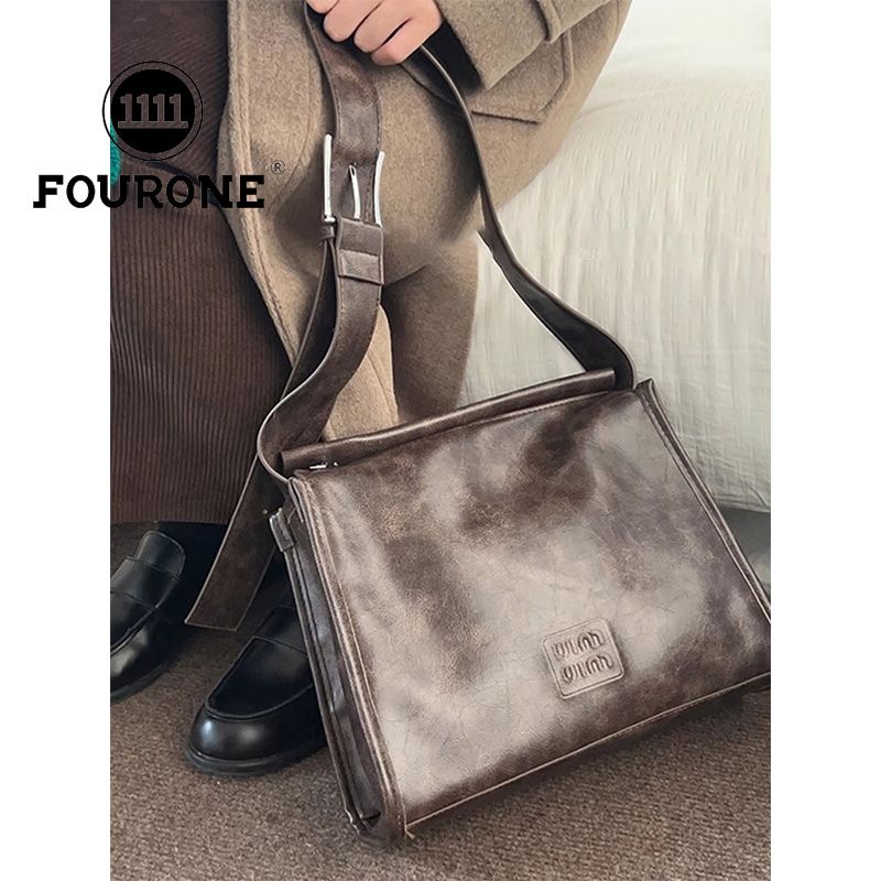 Large-capacity crossbody bag women's new single shoulder armpit bag retro student class commuting tote bag