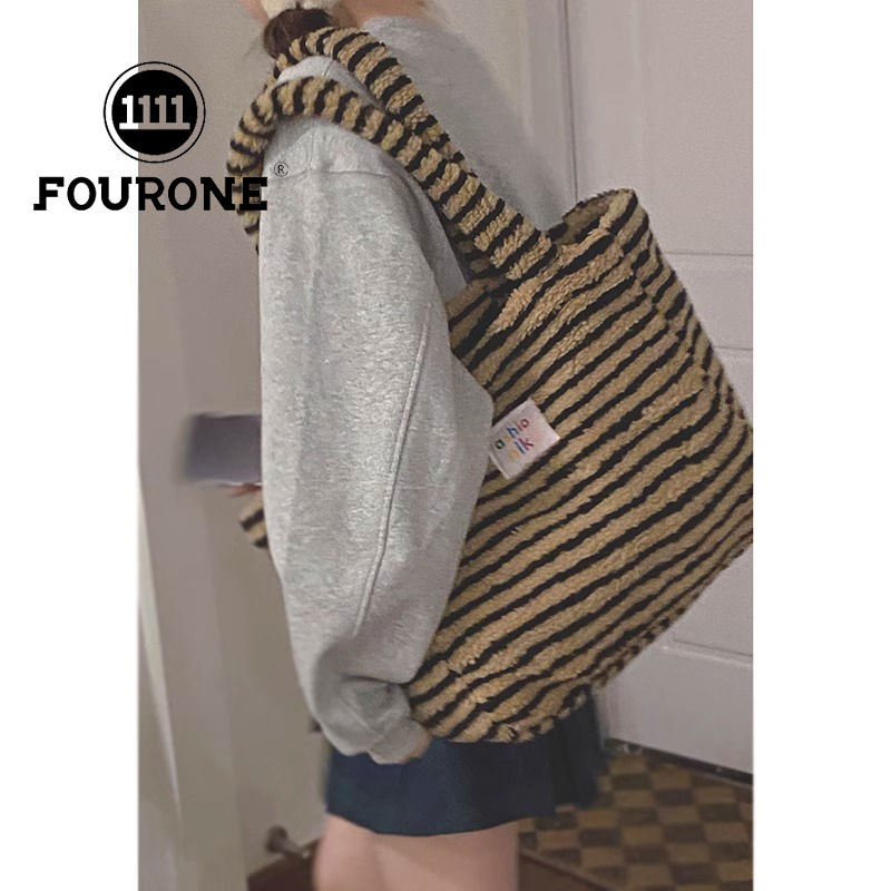 Striped plush bag women's new trendy student casual tote bag large capacity single shoulder furry bag