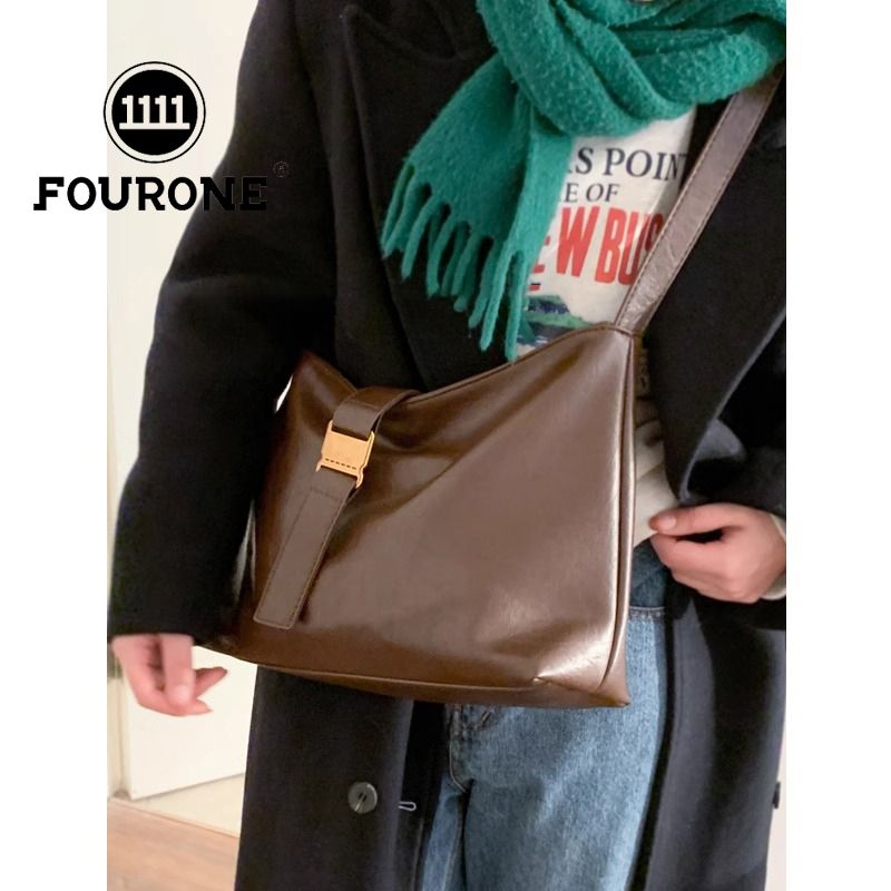 Retro crossbody bag for women, new trendy Korean niche tote bag, versatile large-capacity armpit bag