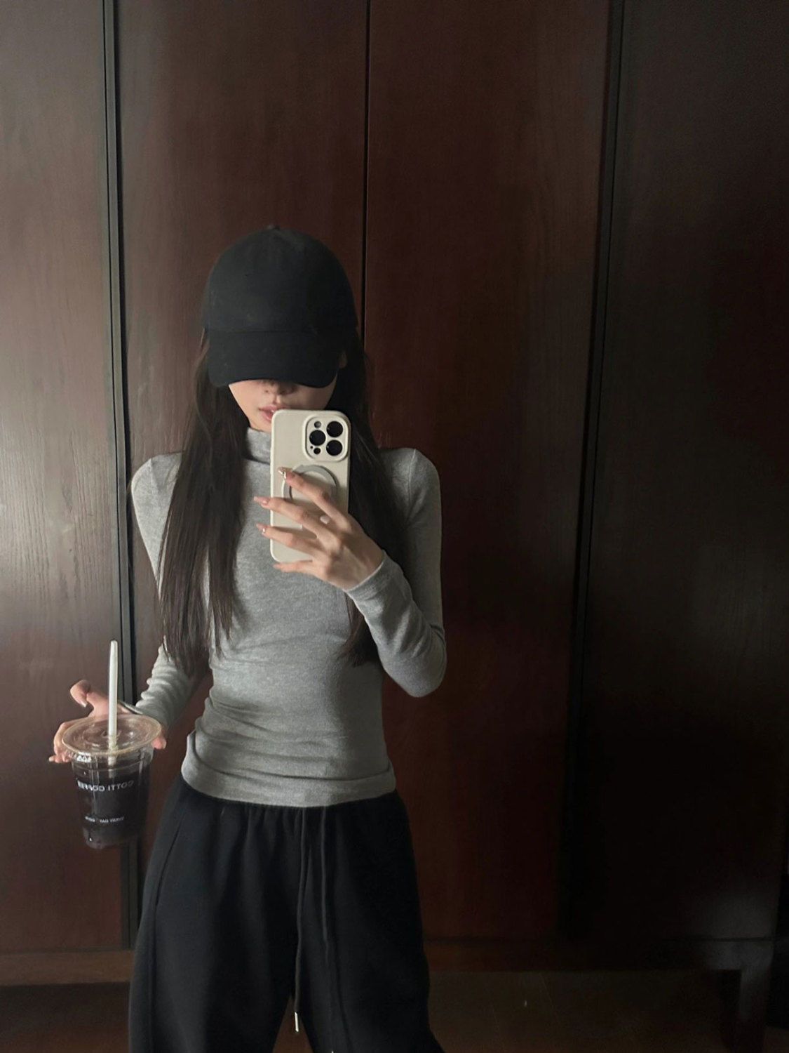 灰色半高領打底衫女2023新款秋冬高級感內搭修身顯瘦長袖t恤上衣