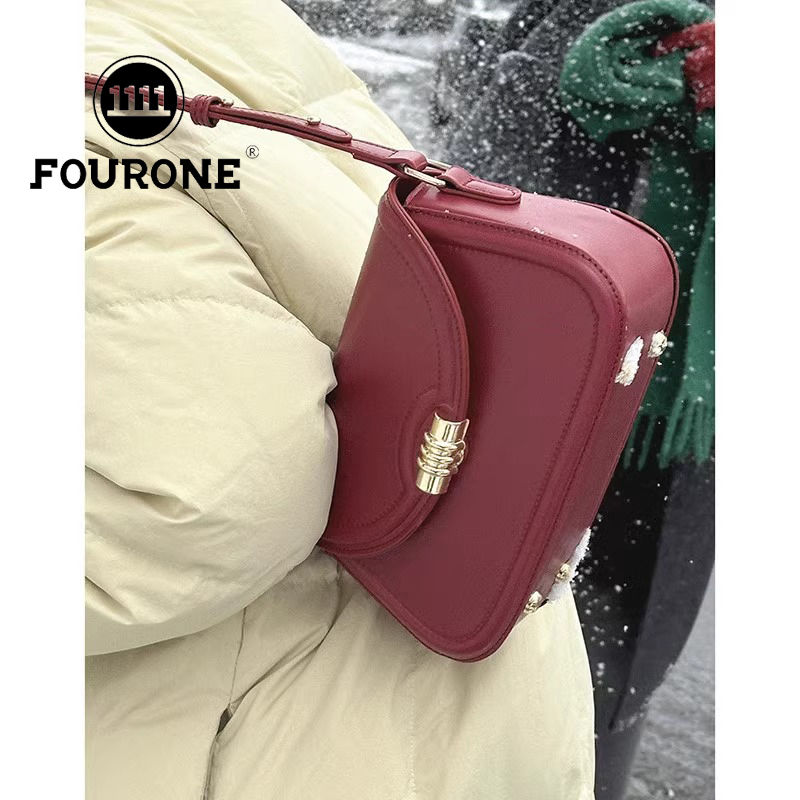 New Year's Red Bag Women's New Fashionable Retro Armpit Bag Versatile Shoulder Crossbody Saddle Bag